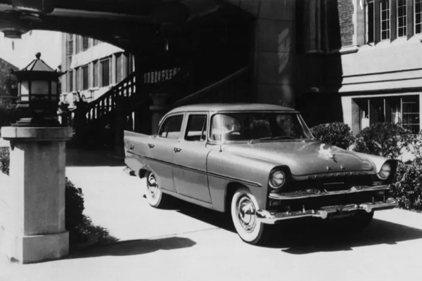 新中国造车70年，有了首个亿辆车企
